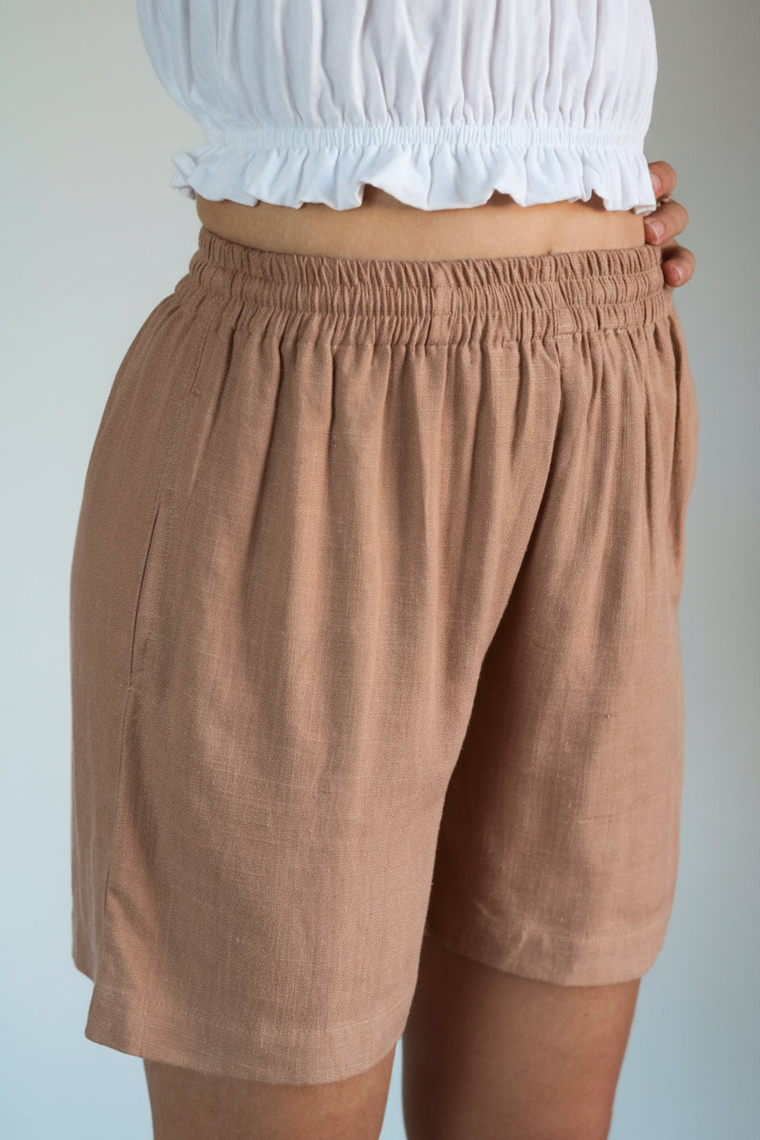 Short pour femme en lin rose